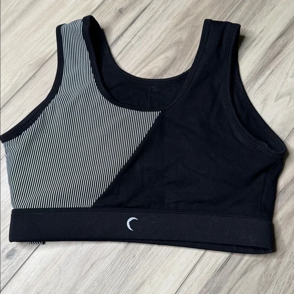 Zyia Black Chiaroscuro Buckle Bra - Picture 5 of 8